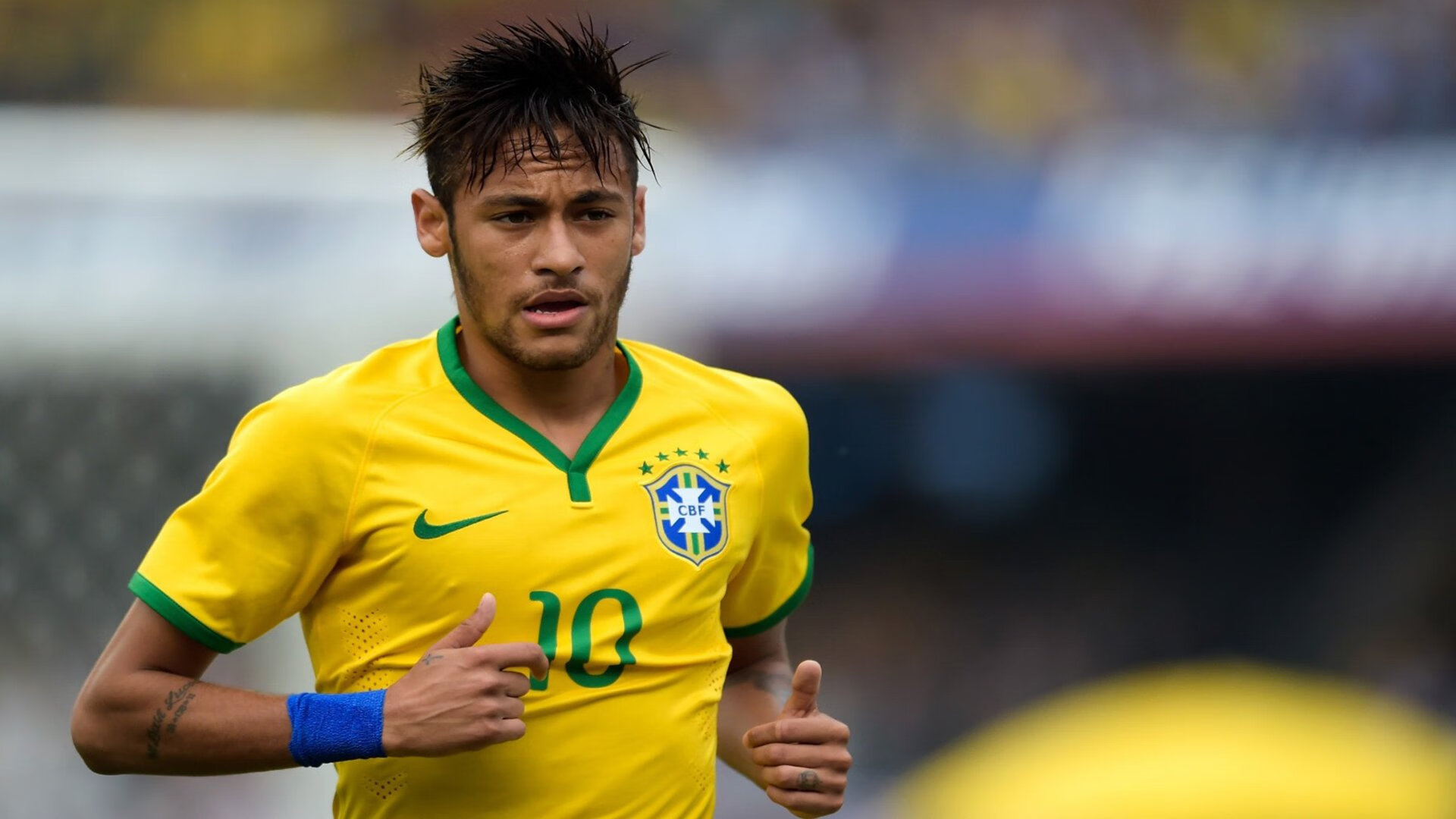 TL社交媒体粉丝数突破百万,俱乐部三大社交媒体粉丝数